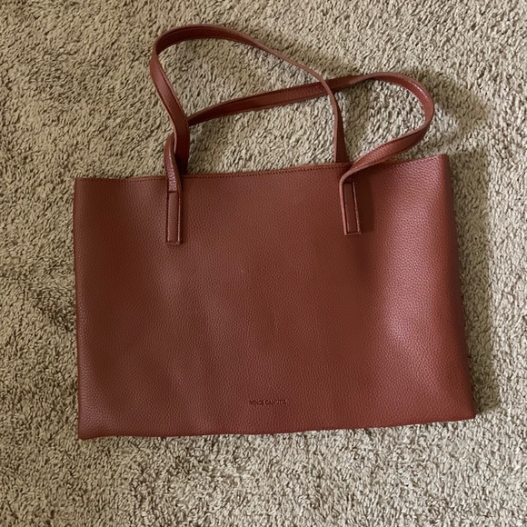 Vince Camuto Tote - Picture 2 of 5